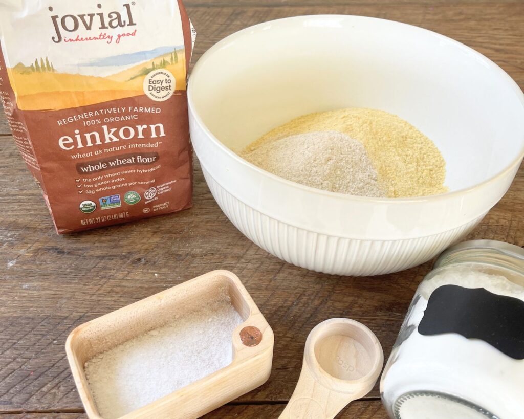 A Quick and Easy Masa Harina & Einkorn Cornbread Recipe 